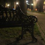 Alguien quema sus recuerdos en horas de la noche